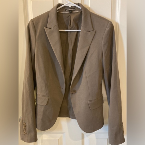 Express Editor Taupe Long Sleeve One-Button Blazer Suit Jacket Women’s Size 8 - Picture 1 of 13